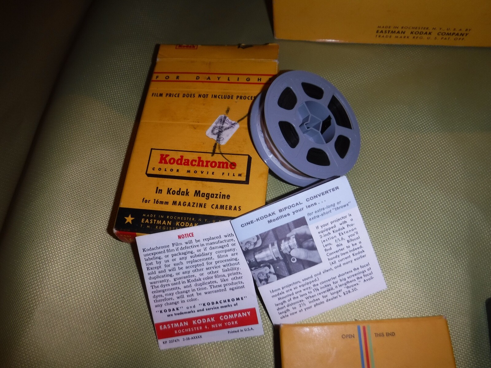 VINTAGE KODAK LOT ; LENS, FLASHOLDER , LENS ADAPTER , KODACHROME 2 VINTAGE BOXS