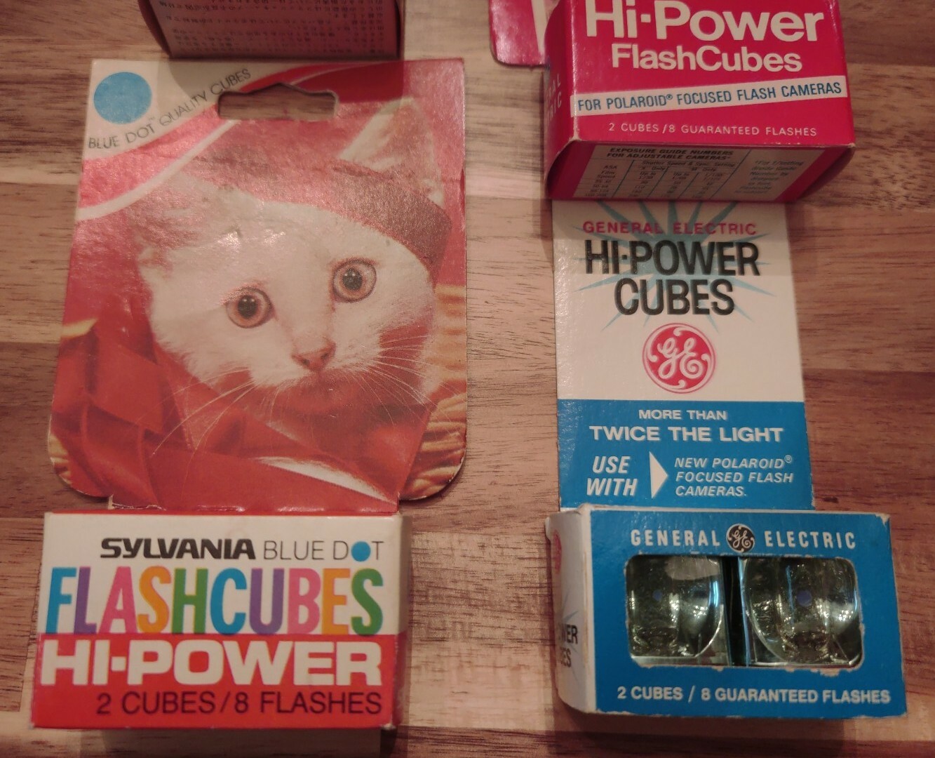Sylvania Blue Dot FLASHCUBES GE Polaroid Hi-Power 4 packs lot