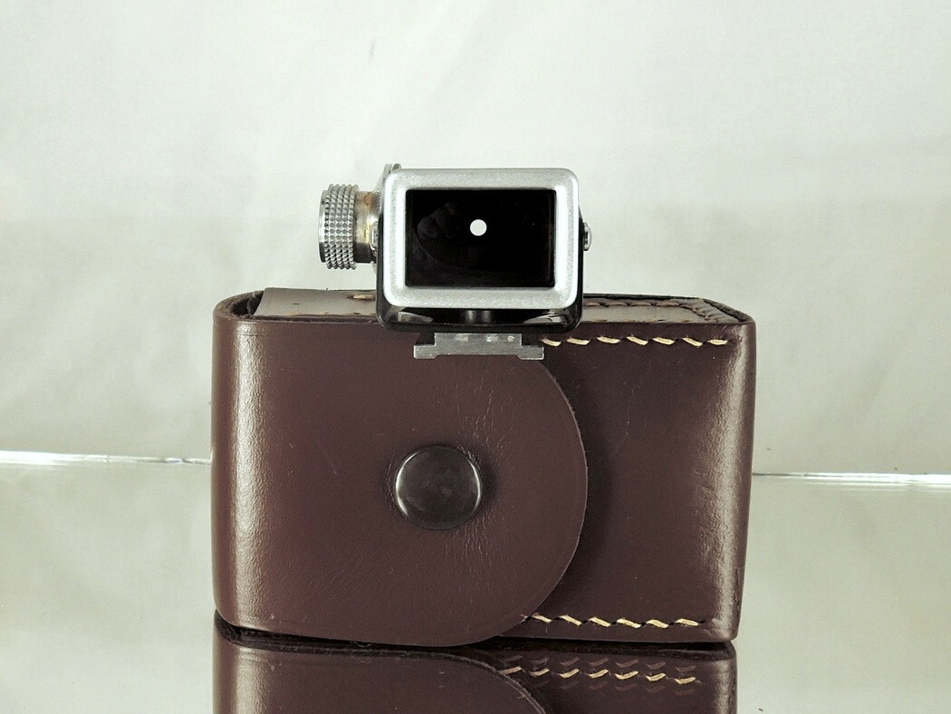 Viewfinder Flexaret Meopta s black 24×36 CLA older design with screws VERY RARE