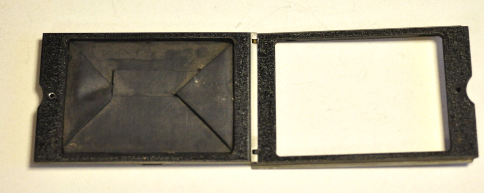 Linhof aluminum focus back for a 3 1/4 x 4 1/4″ format.