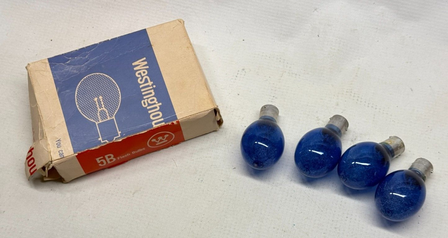 Vintage 5B Photography Flashbulbs 9 General Electric, 12 Westinghouse