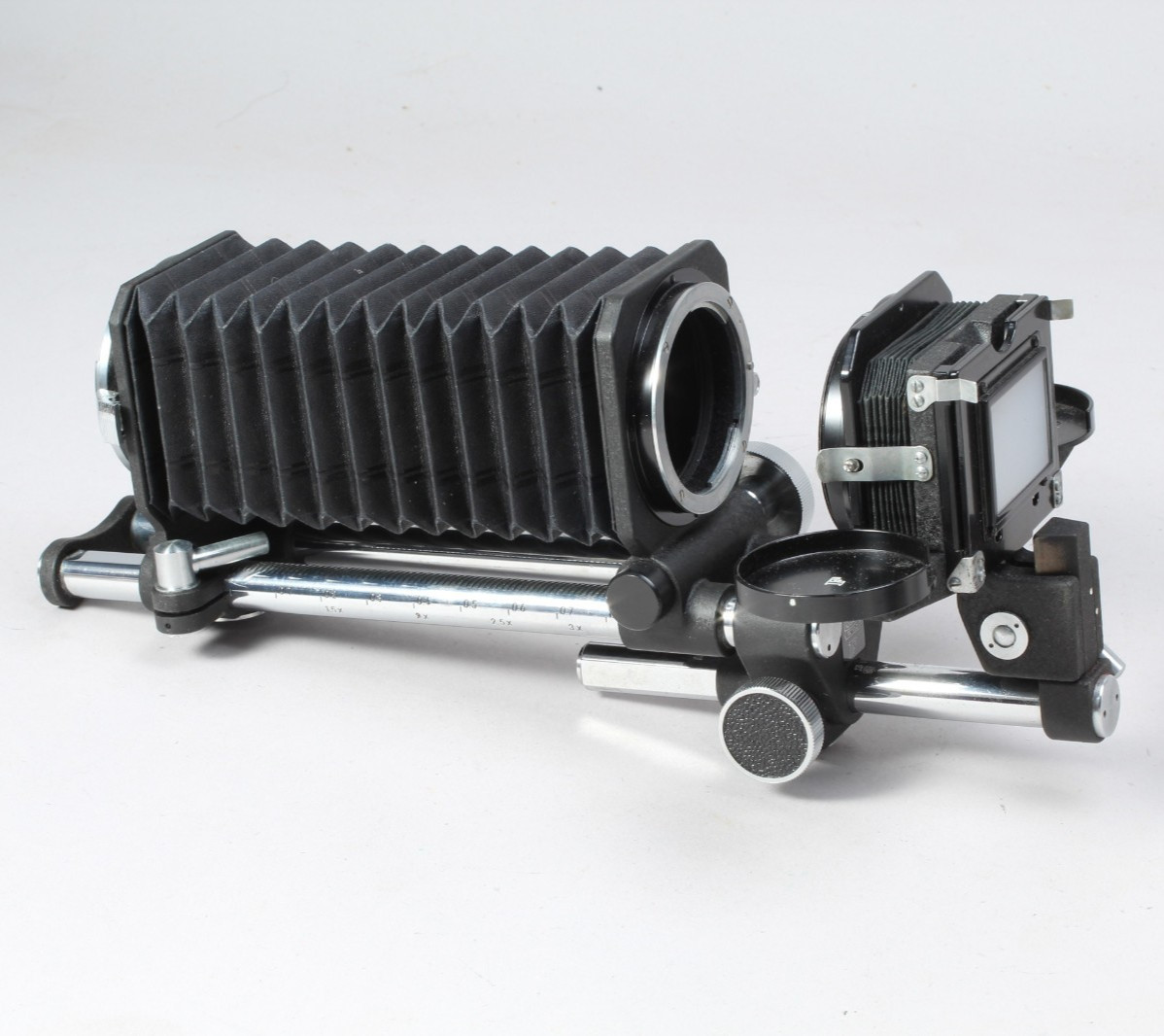 NIKON FOCUSING BELLOWS & SLIDE COPYING ATTACHMENT IN THE BOX VERY CLEAN