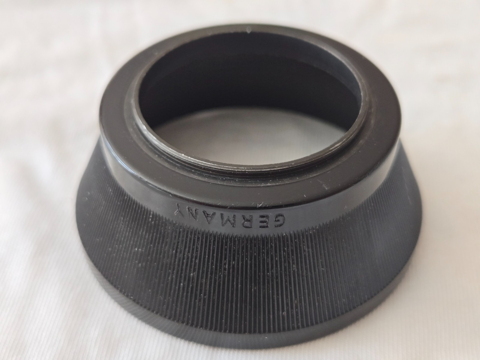 Zeiss Ikon Stuttgart 1104 40.5mm Screw-in Hood for Sonnar 5cm f1.5 & f2 lens