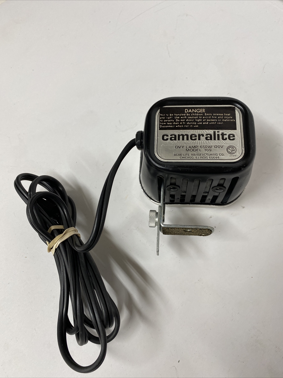 VINTAGE ACME CAMERALITE DVY LAMP 650 WATT 120V MODEL 709