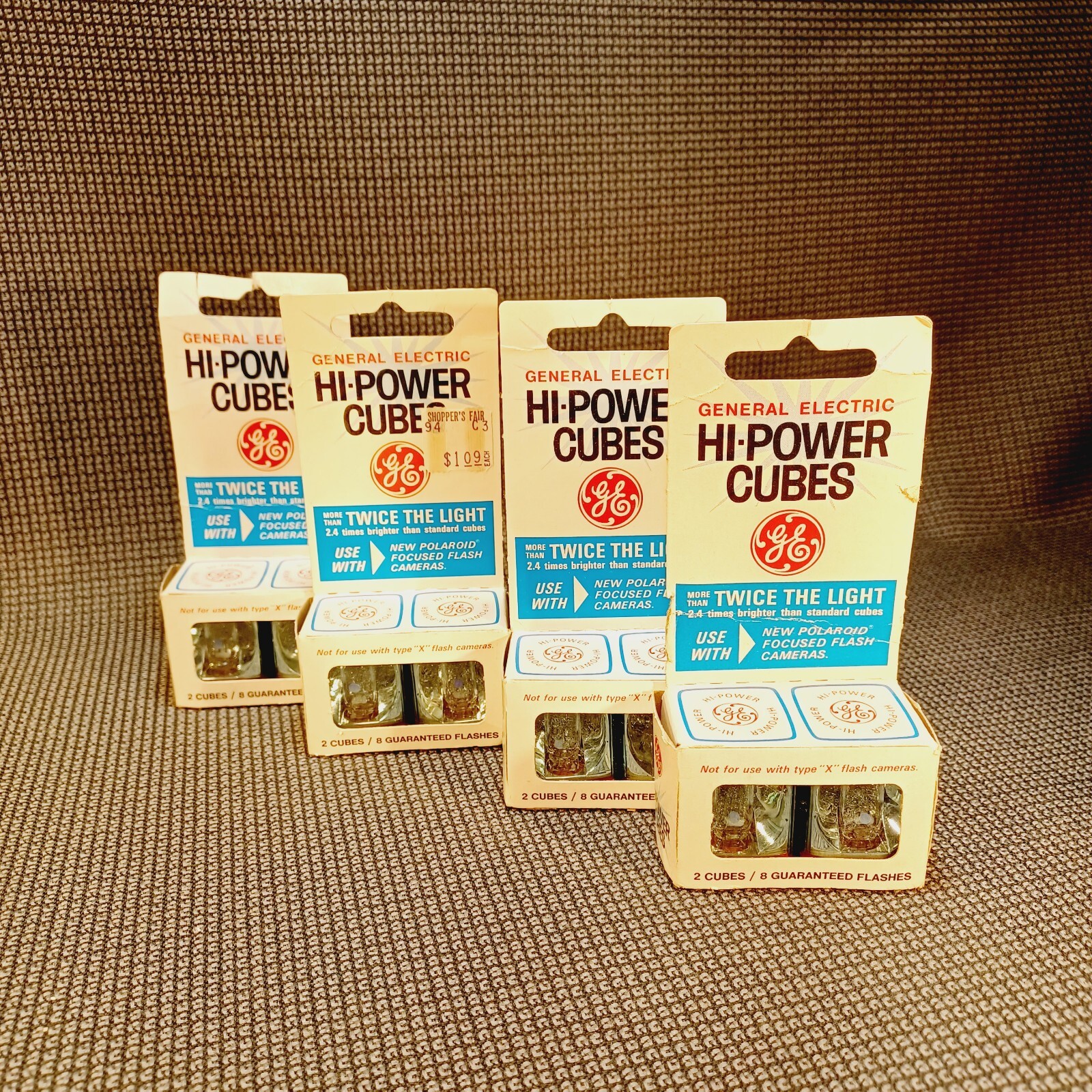 General Electric Hi-Power Flash Cubes (Set of 4 Packages) 32 Flash elements
