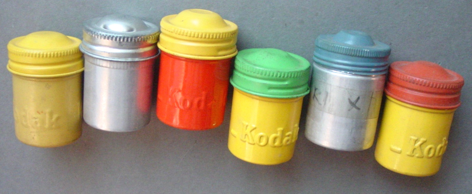 Vintage KODAK Film Canister Tins Mixed Lot Dark Room Developing Art Parts Supply
