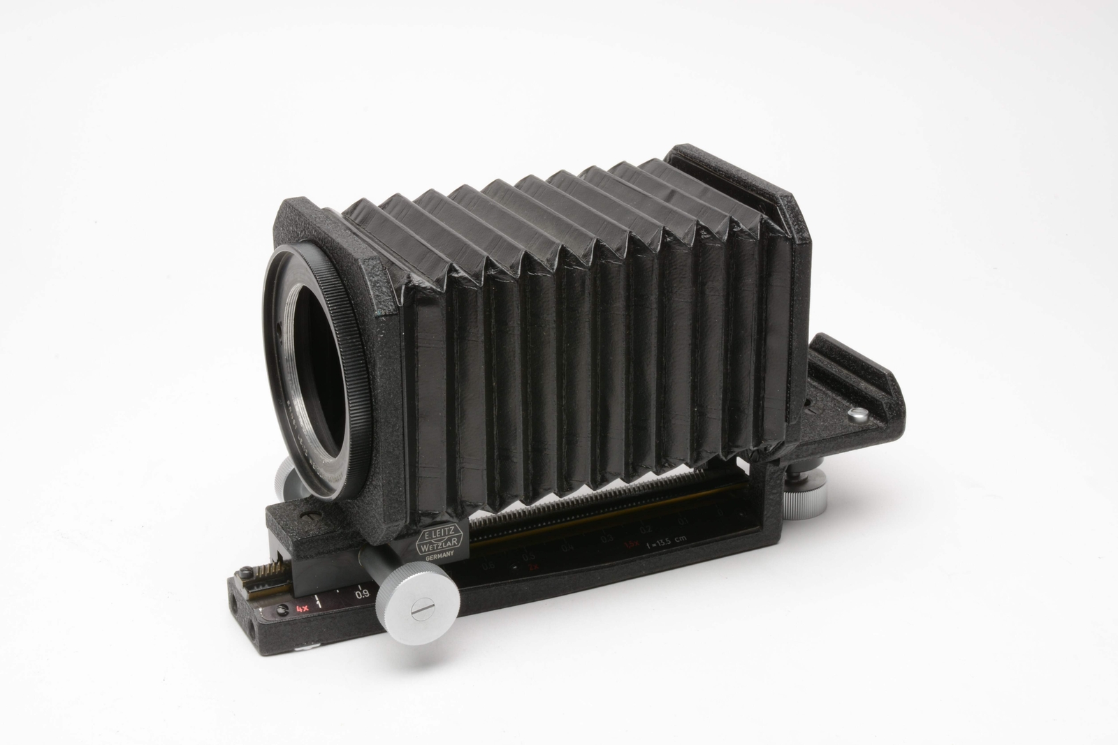 Leica Bellows 1 UXOOR #16555 w/UOOND 16596G M Mount adapter *Read