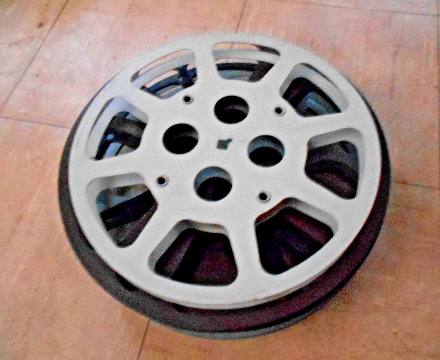 4 – Empty 16mm Film Reels Brown & Gray