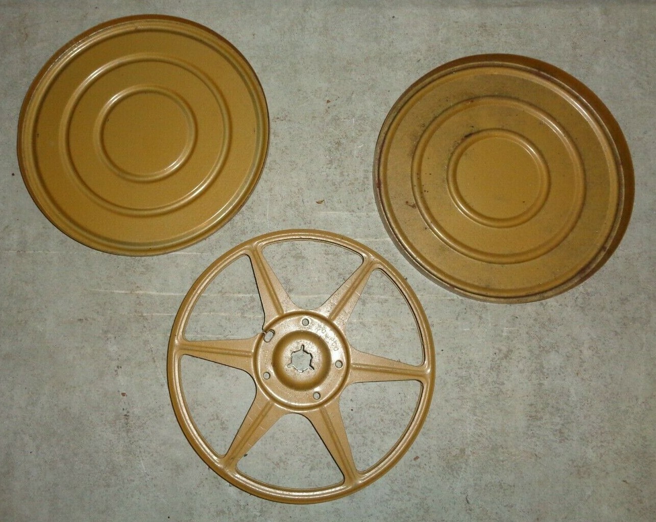 Gold Compco 7 400ft. Metal Film Reel In Case 8mm !!