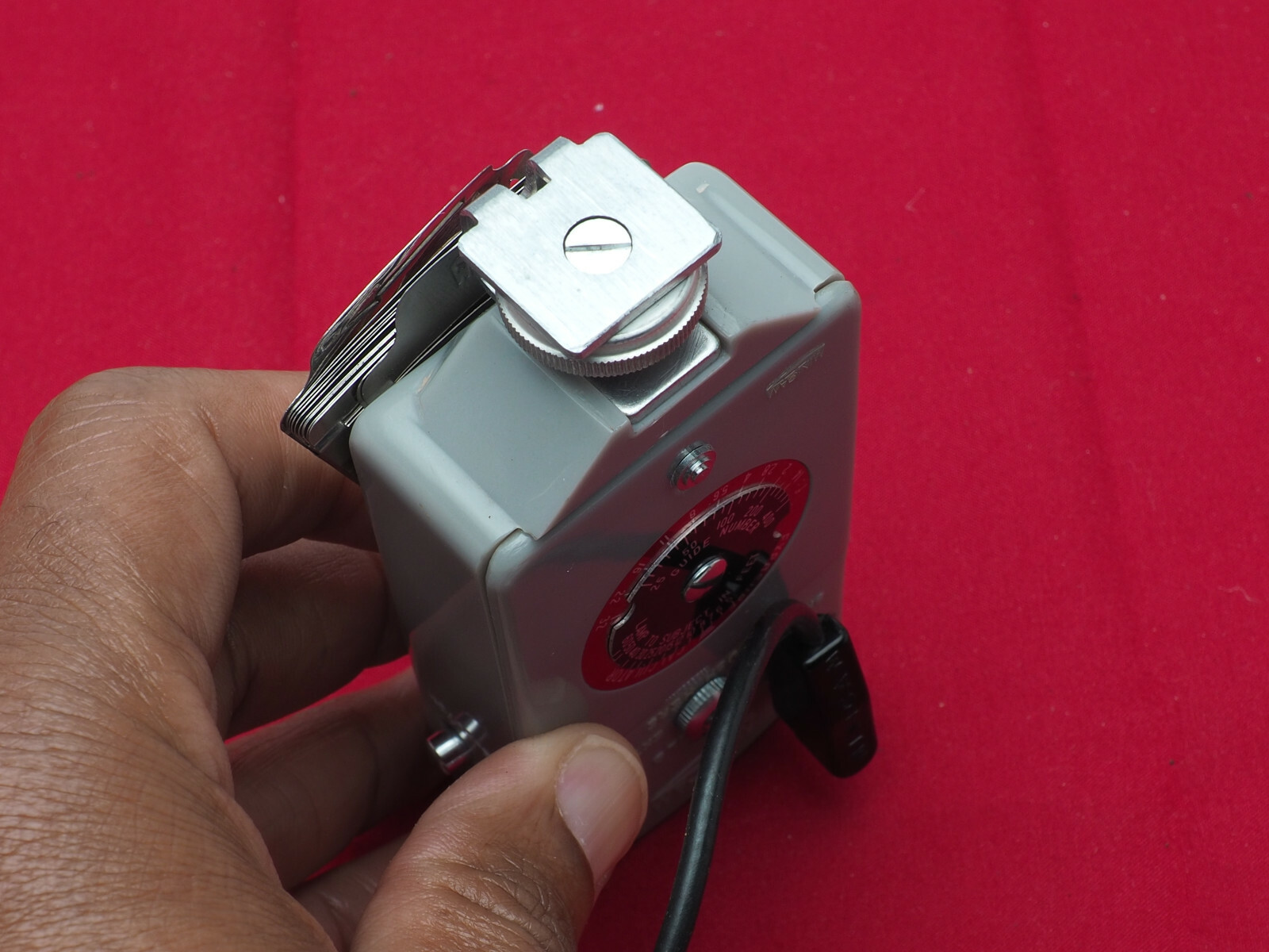 Vintage Minicam BC Pocket Flash Fan Flash looks clean READ