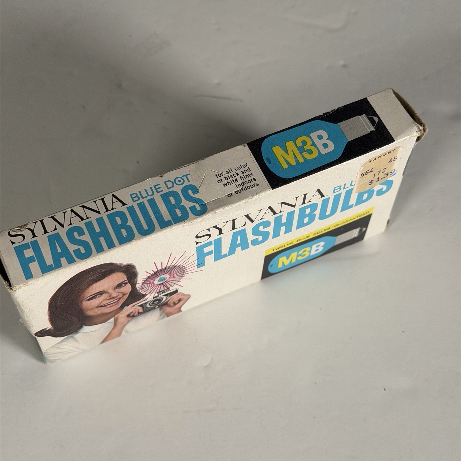VTG M3B Flashbulbs Lot of 36 GE Sylvania Westinghouse Blue Camera Flash NOS