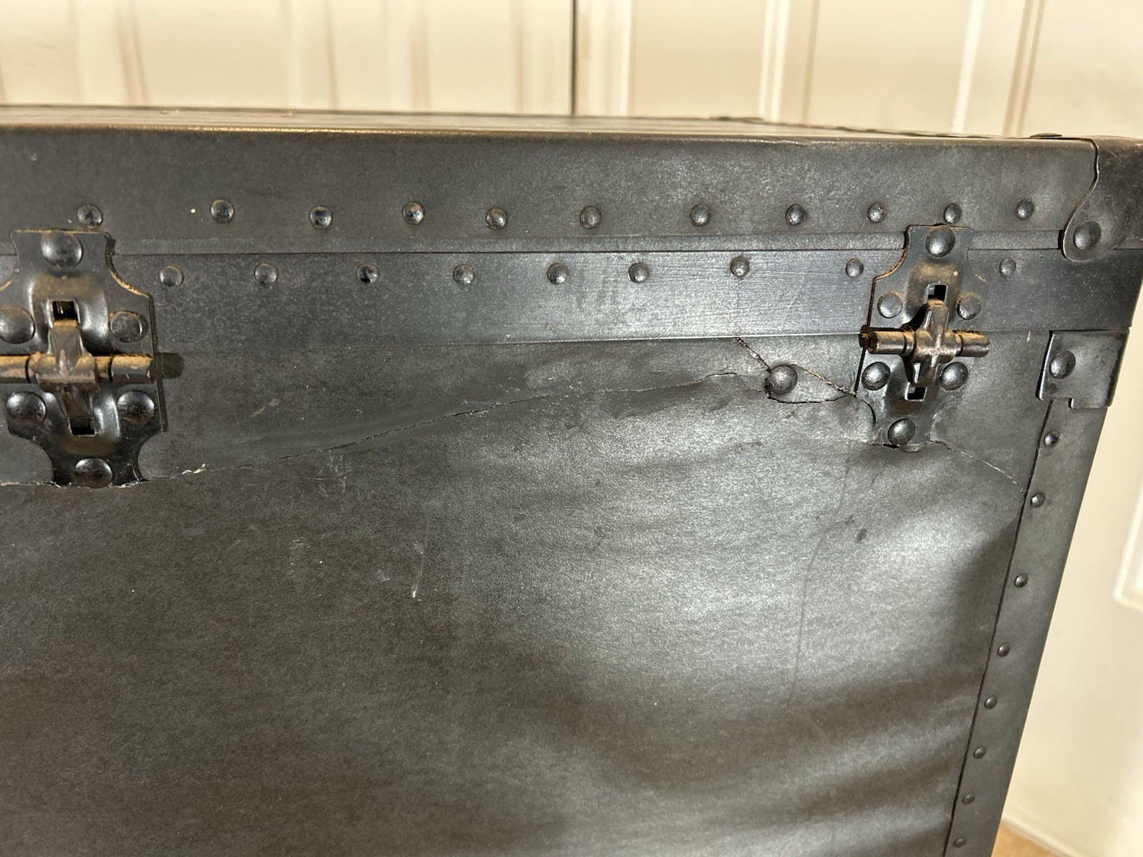 Vintage Bach Auricon Sound-on-Film Equipment Case – Hollywood CA – No. 3