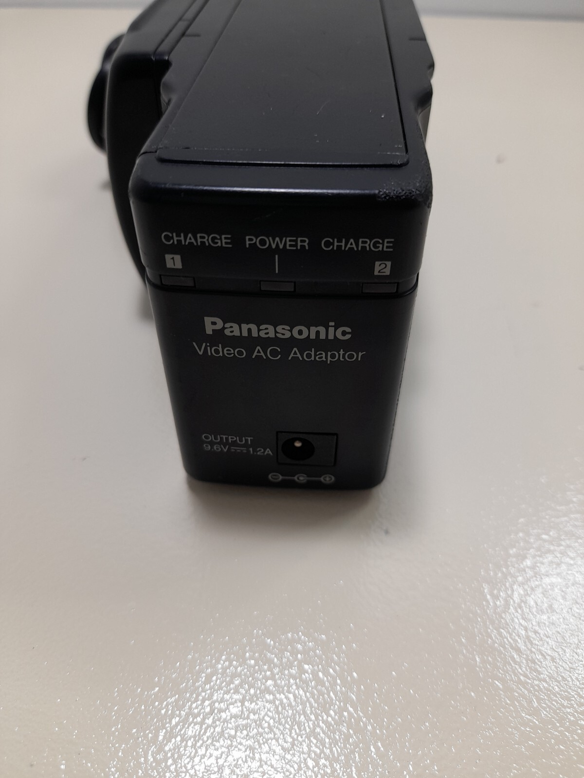 Panasonic VW-AMC2A power supply charger for video camera 9.6V DC X1 Battery