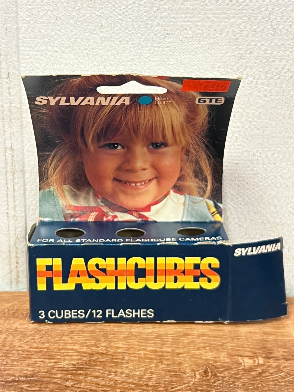 Sylvania Blue Dot Vintage Flashcubes 91288-0 3 Cubes/12 Flashes New in Box