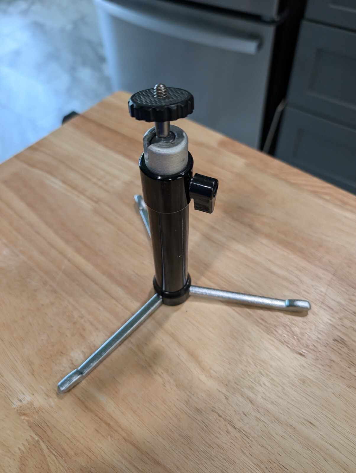 Metal Table Top Tripod Compact Camera Mount Swivel Ball Head 8 Inch Quick Setup
