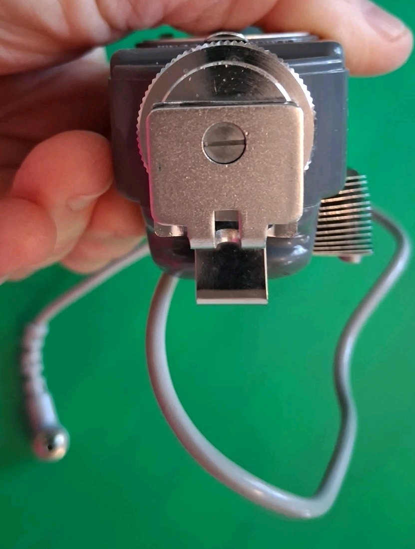 Vintage Honeywell Tilt-A-Mite Flash Unit With Case CAT. NO 219 Photography Flash