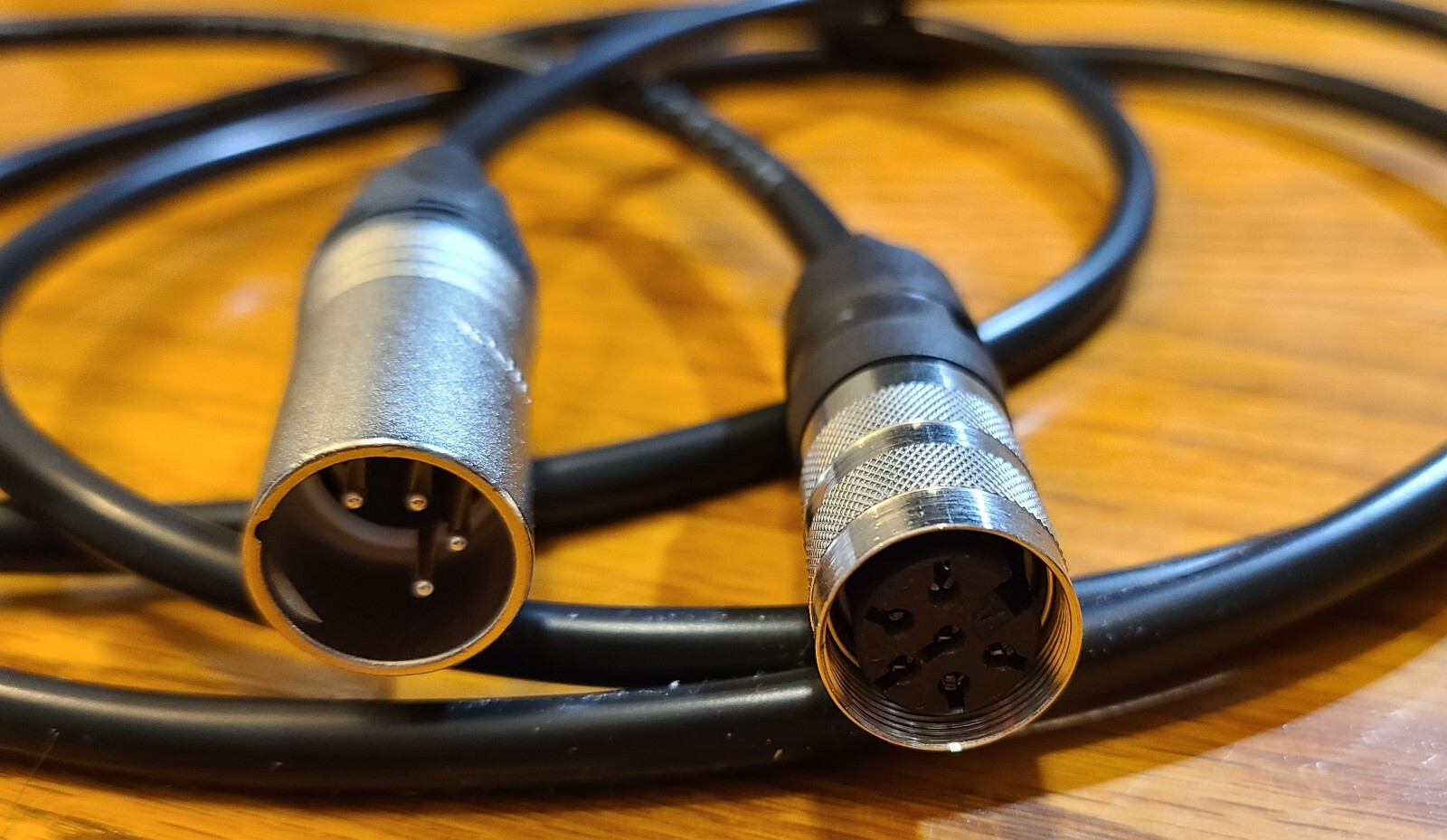 Bolex MST (6-pin) Power Cable w/ Switch, 4-pin XLR Male, ~2m (6.6ft)
