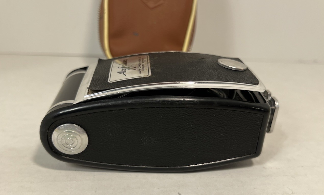 Agfalux AGFA Camera Werk AG Munchen Germany Camera Flash & Case – UNTESTED