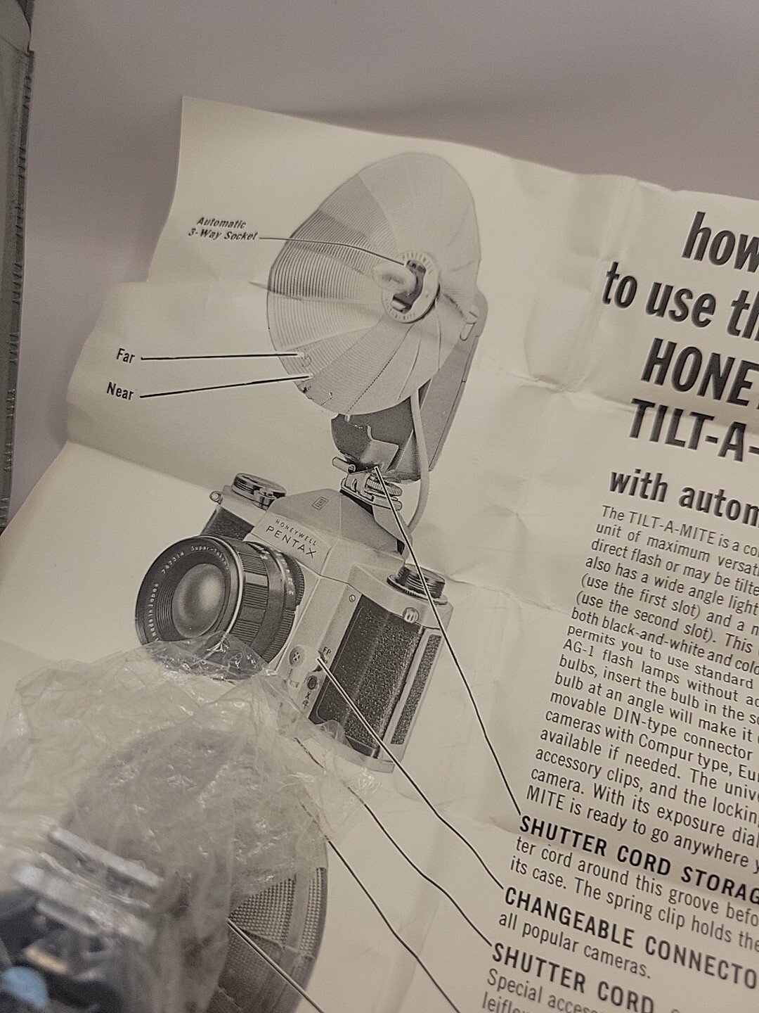 Vintage Honeywell Tilt-A-Mite Camera Equipment Flash Collapsible Fan NOS Z8