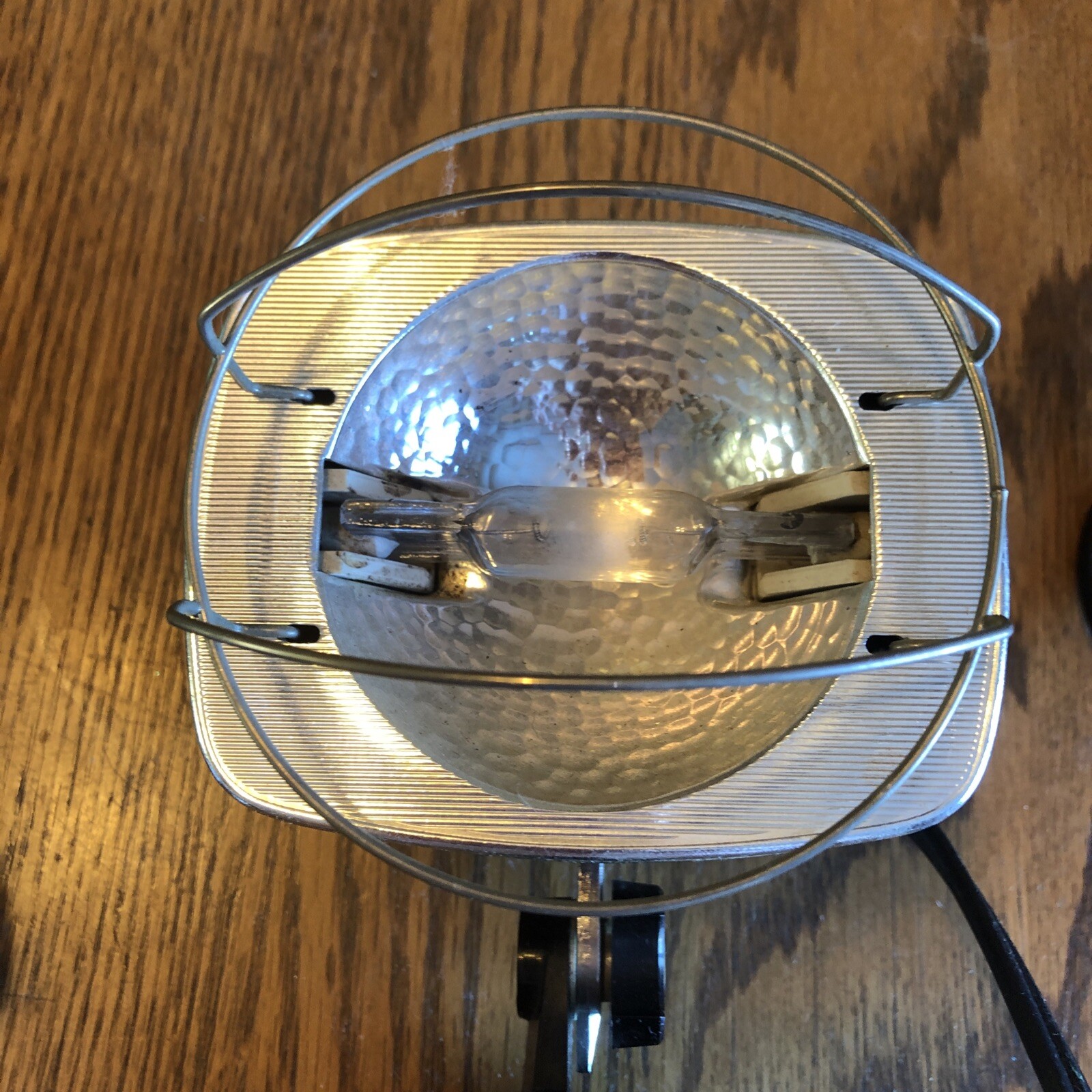 1961 SYLVANIA SUN GUN MOVIE LIGHT W/BRACKET With Bell & Howell Movie Camera