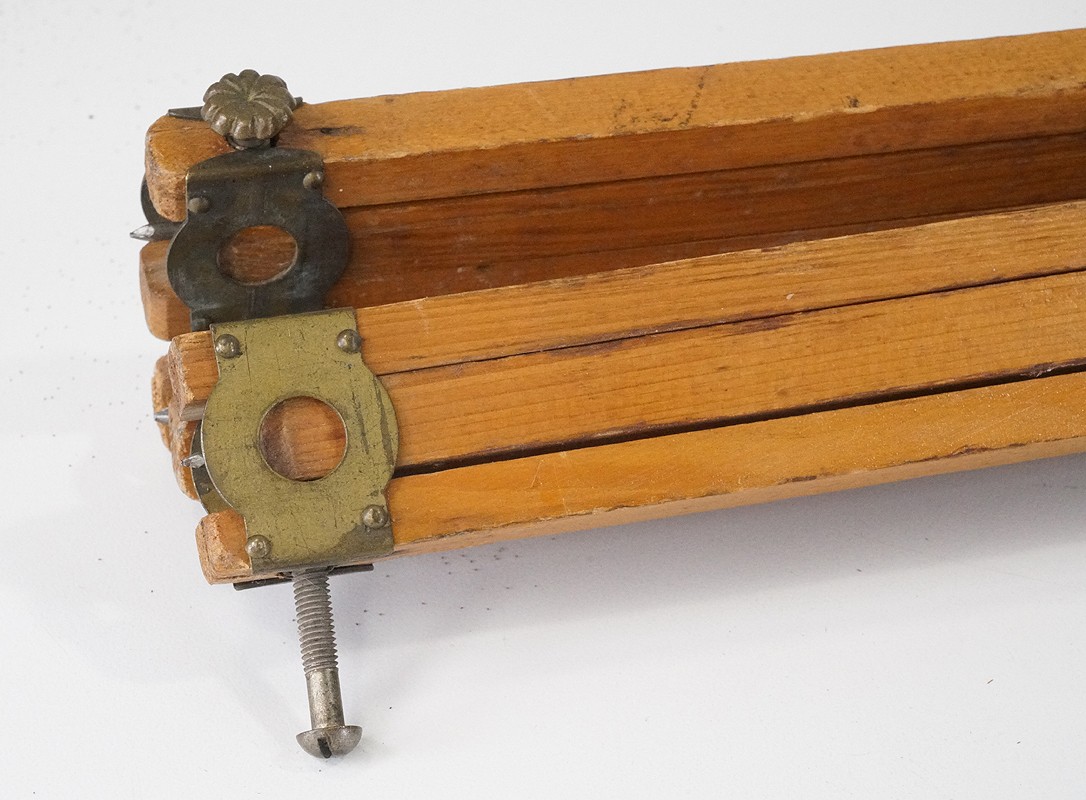 WOODEN TRIPOD, UNMARKED AS TO MAKER, VINTAGE CAMERA/227459