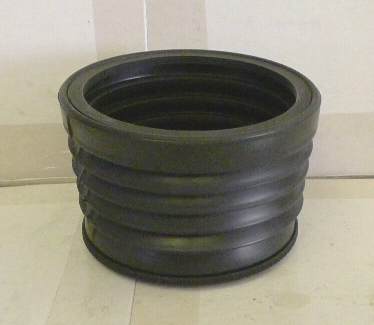 Russian KMZ 72 x 0.75 Camera Plastic & Rubber Lens Hood