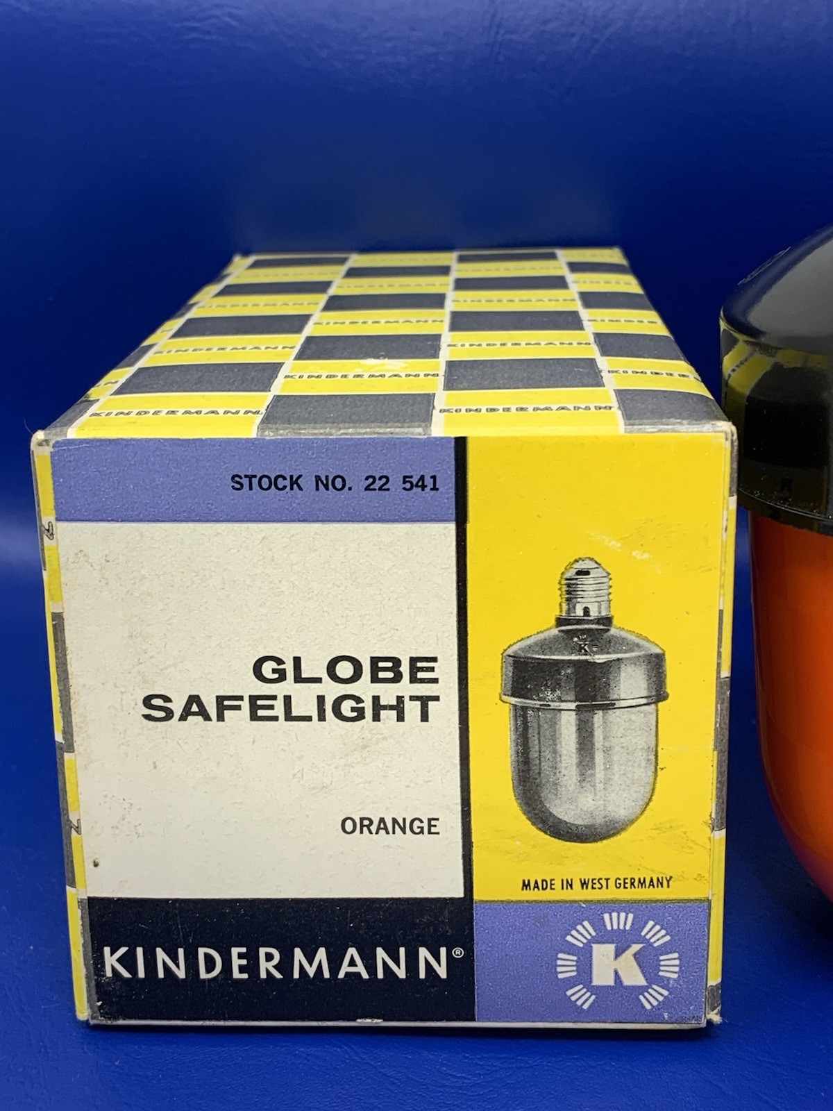 Kindermann Globe Safelite Filter 22 541 ORANGE GLOBE SOCKET NEW OLD STOCK 15 W
