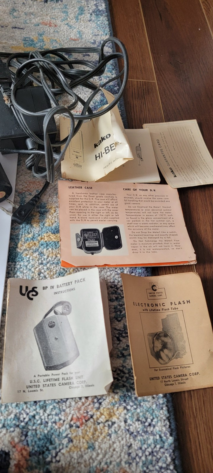 Assortment Lot of Vintage Camera Accessories Polaroid Kodak Flash Autostrobe