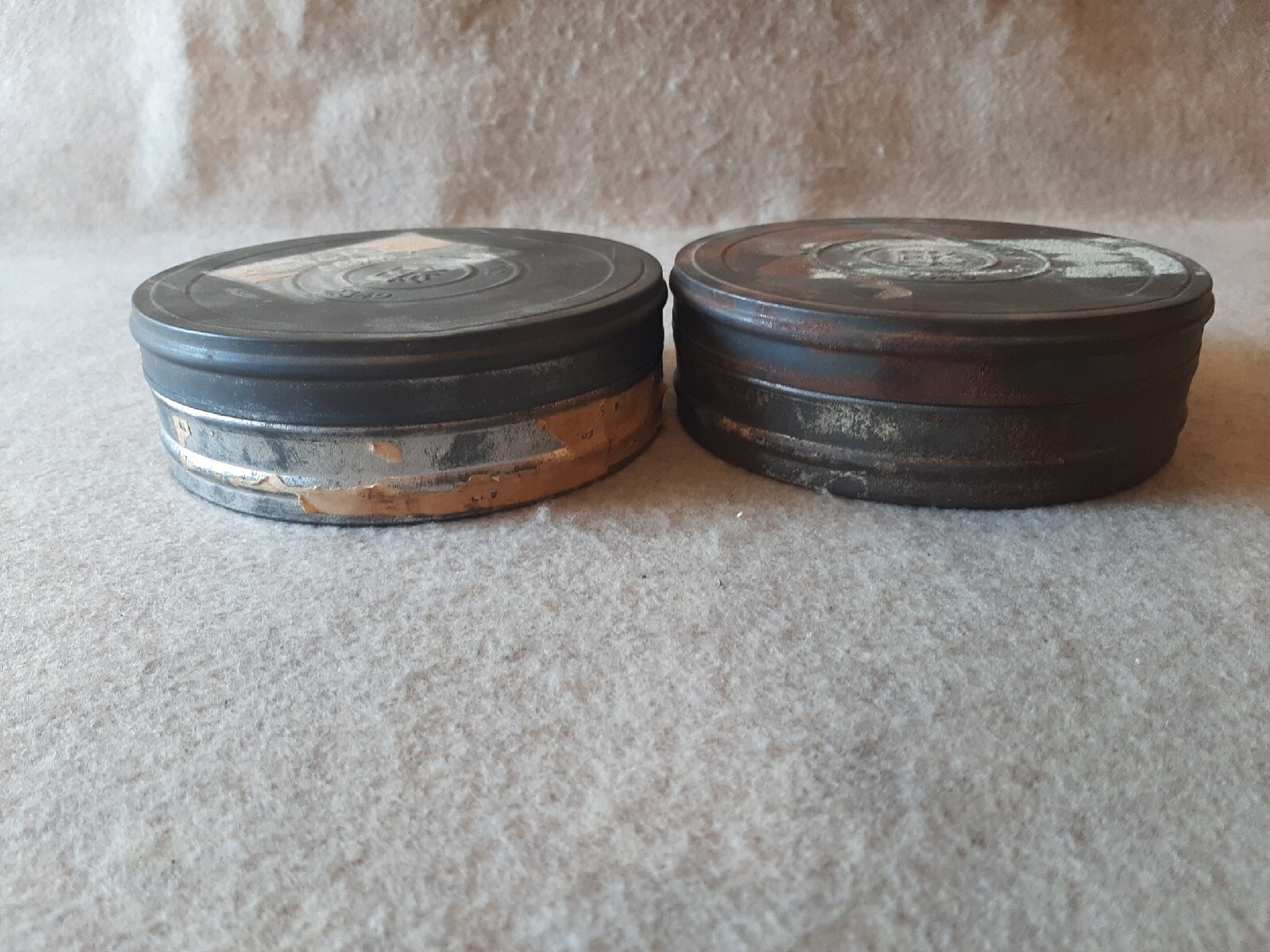 Vintage Eastman Kodak Company 35mm Home Movie Film Tin Cans empty Canisters 2349