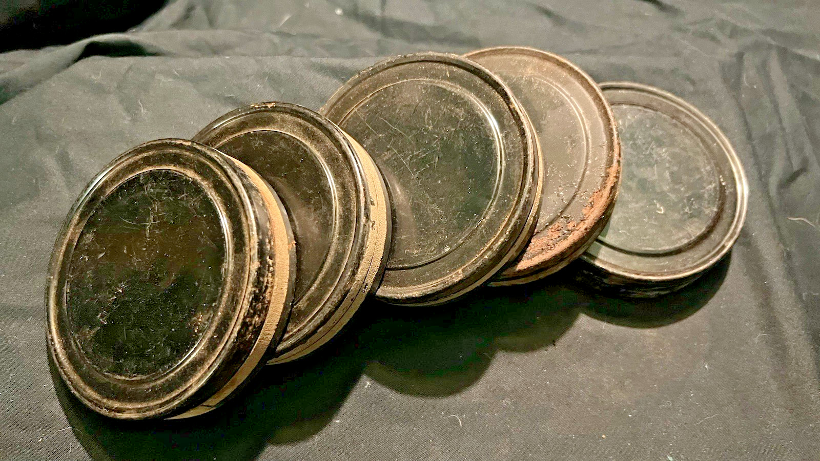 100′ 16 mm reels and cans