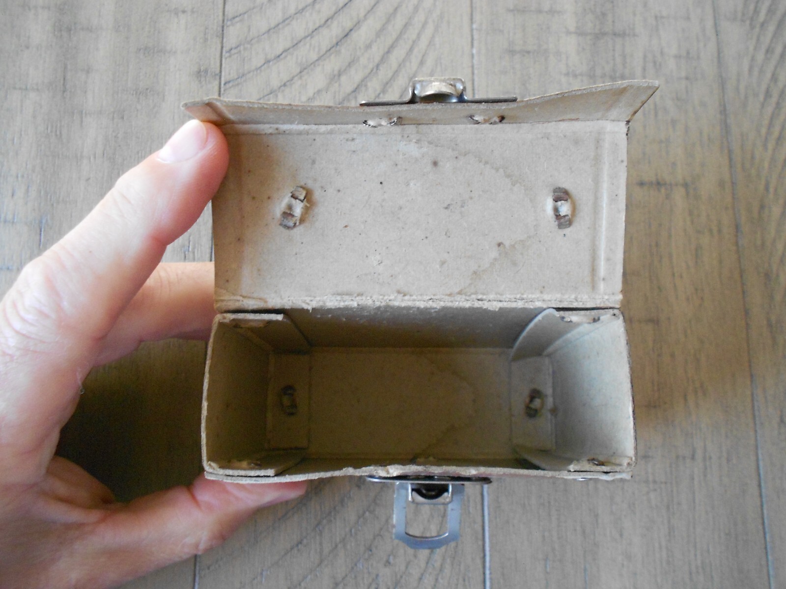 Vintage Mini Cardboard Snap carrying case + handle for Camera? etc 4″x3″x1.75″