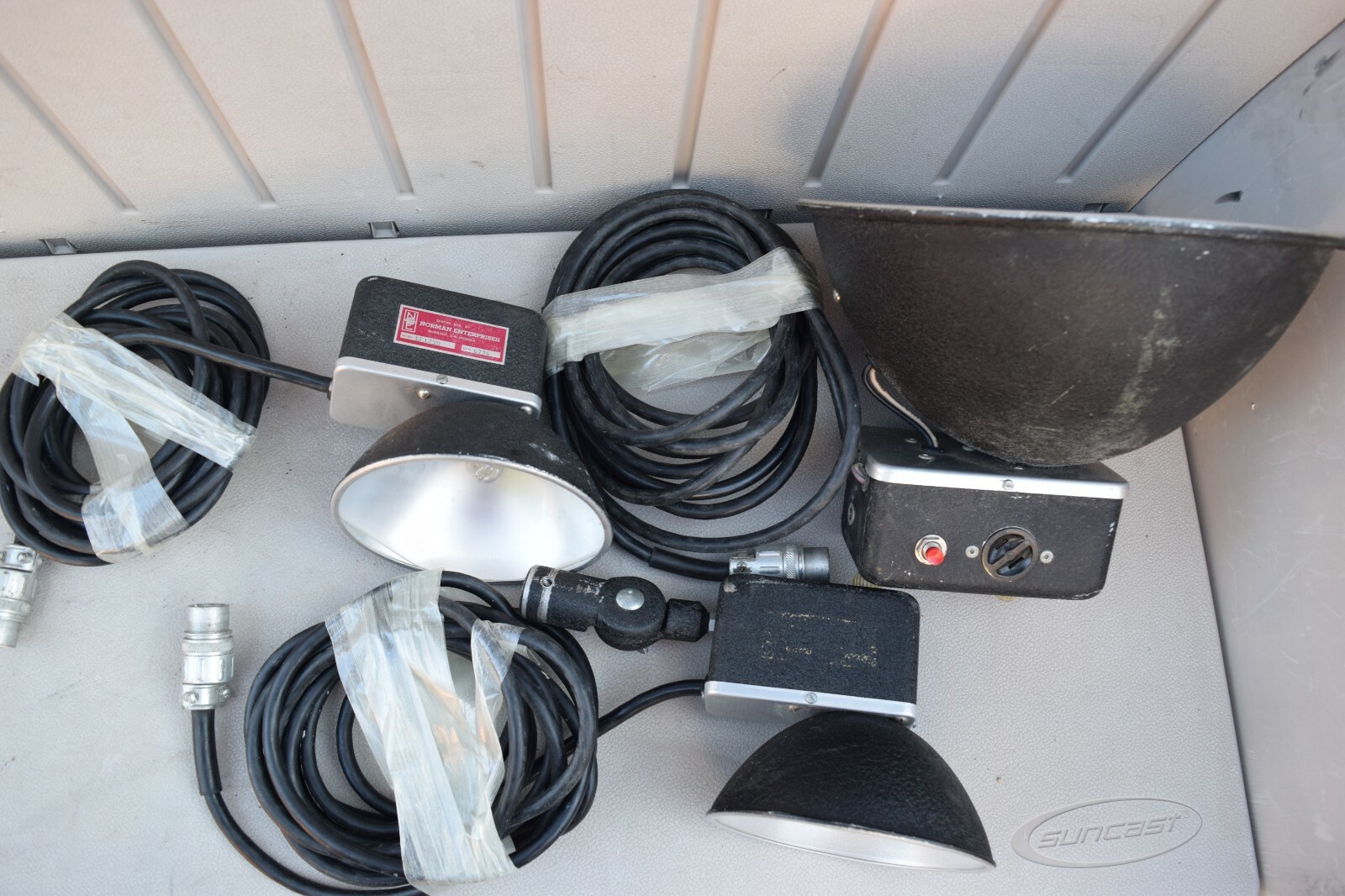 Vintage Set of 3 Norman Enterprises LK125D Lampheads Flood Light Photo Equipment