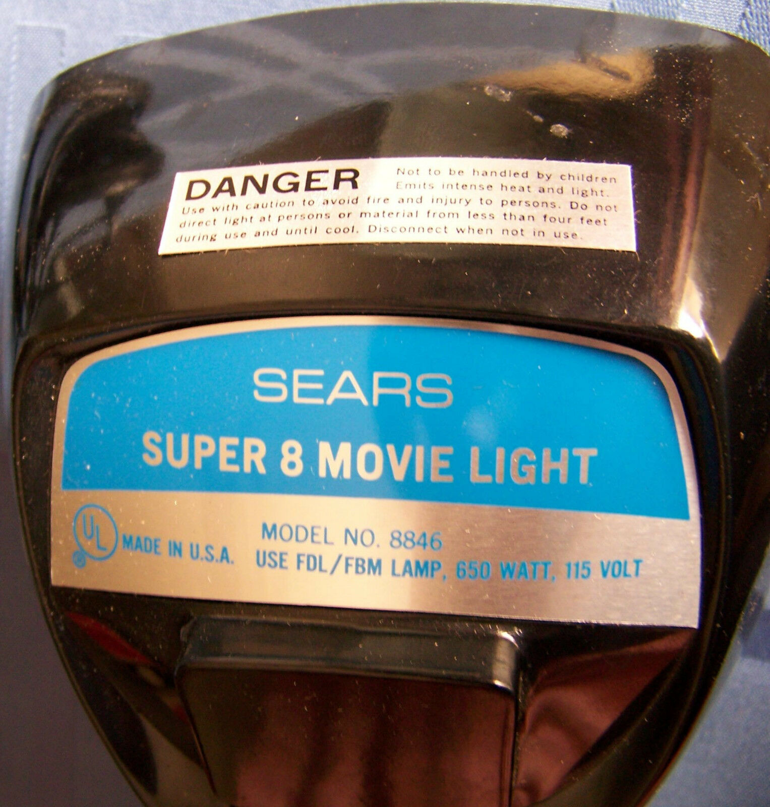 Sears Super 8 Movie Light Model 8846 Sealed Beam 650 Watt 115 Volt (Made in USA)