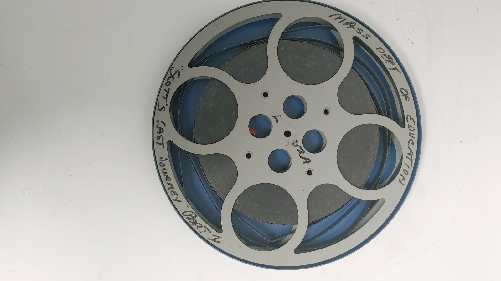 Lot of 8 Vintage Movie Projector 16mm Reels / Take Up Reels Various Sizes