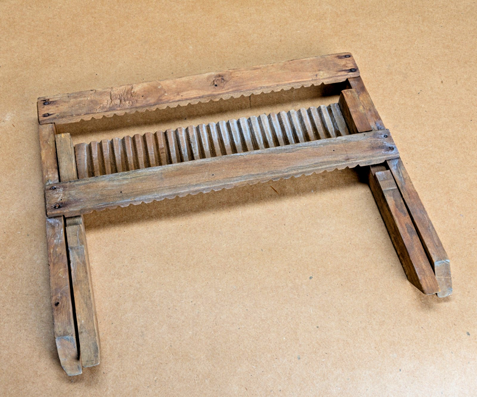 ✅ WET GLASS PLATE -ANTIQUE WOOD DRYING RACK