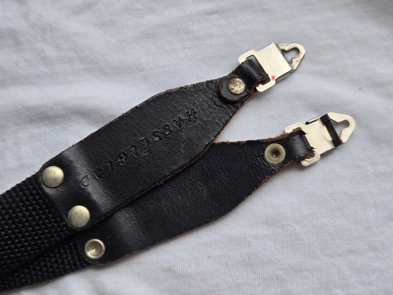 Original Hasselblad 1″ Wide Camera Neck Shoulder Strap w/ Metal Lugs