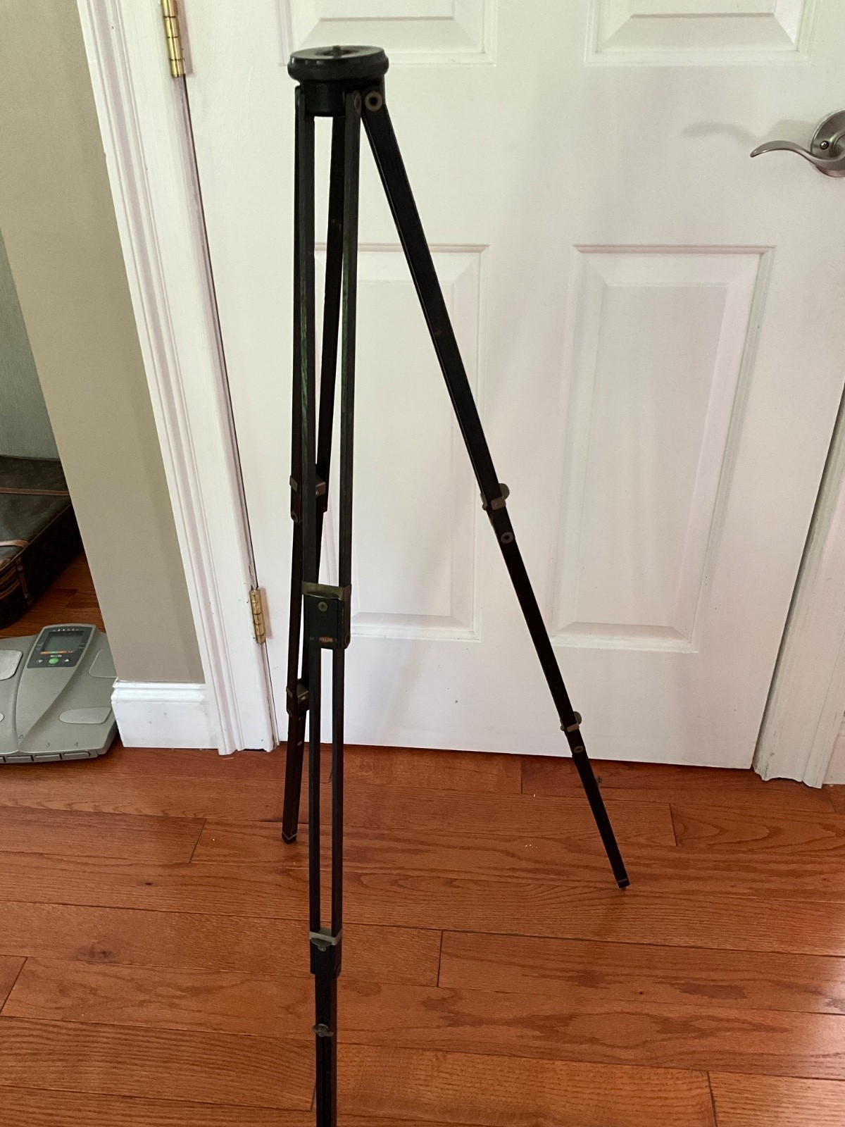 ANTIQUE WOOD TRIPOD , 48” foldable (3 Fold) with expandable section Zeiss Ikon