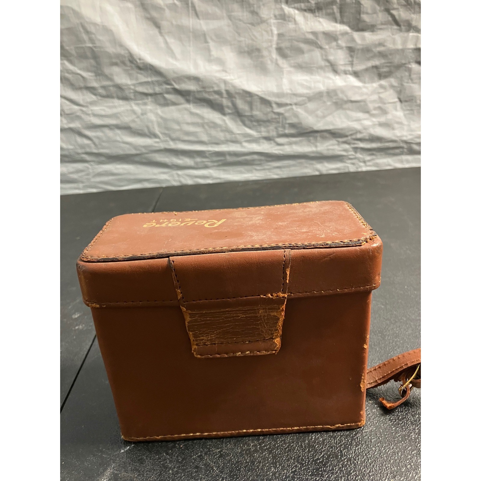 Vintage Revere Eight Brown Leather Camera Case Purple Velvet Lining Broken Latch