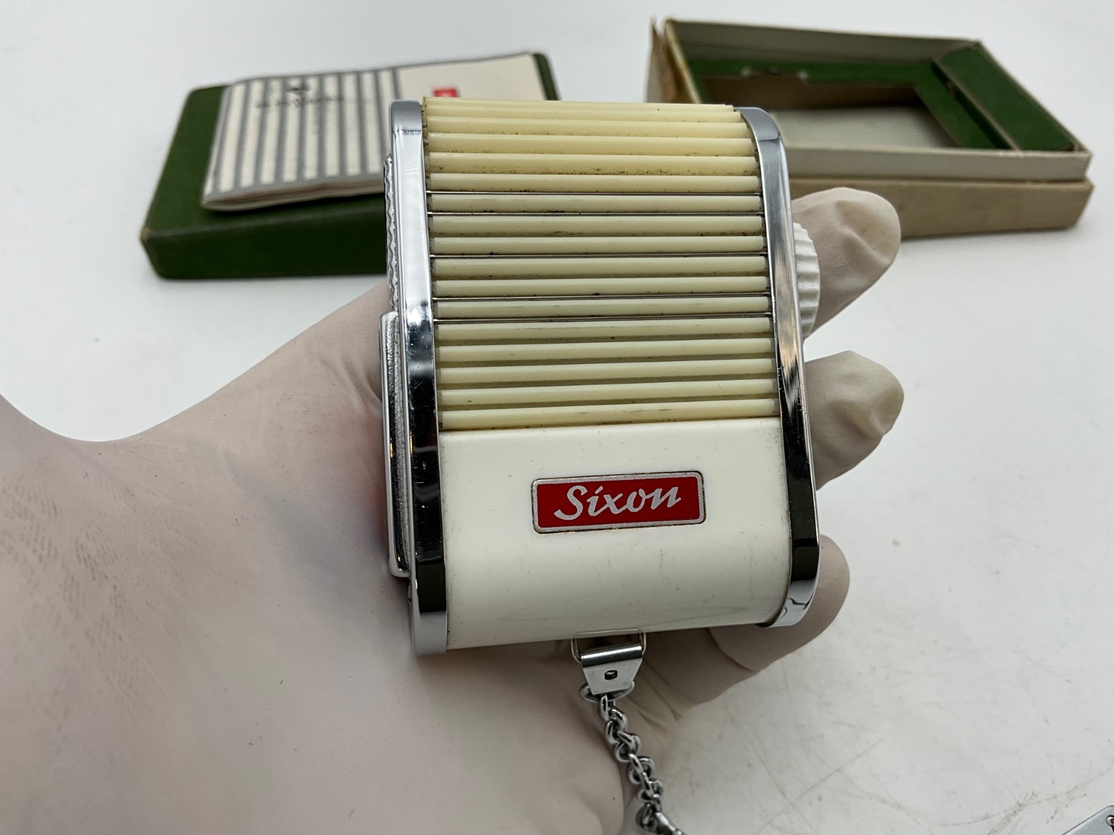 Gossen Sixon “Color Finder” selenium light meter – boxed with manual & chain