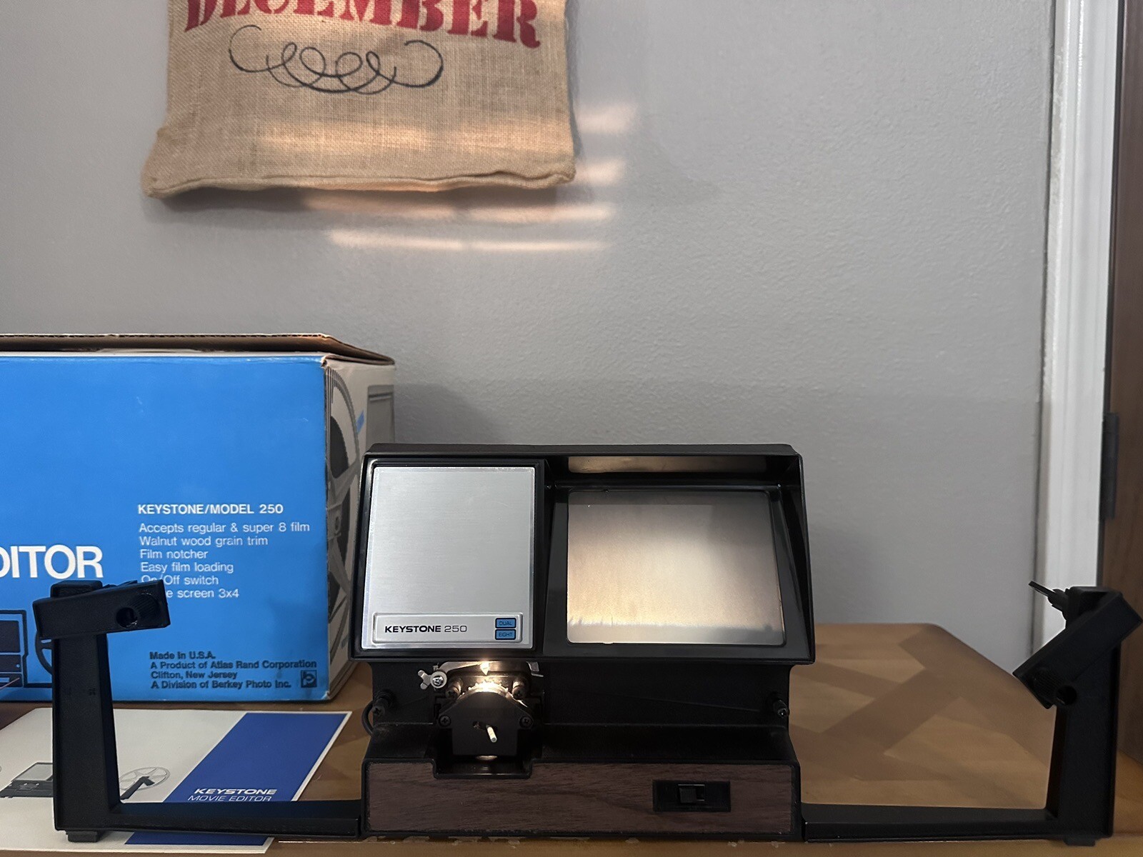 Dual 8 Film Editor, Keystone Model 250 W/ Original Box And Manual. Excellent!!