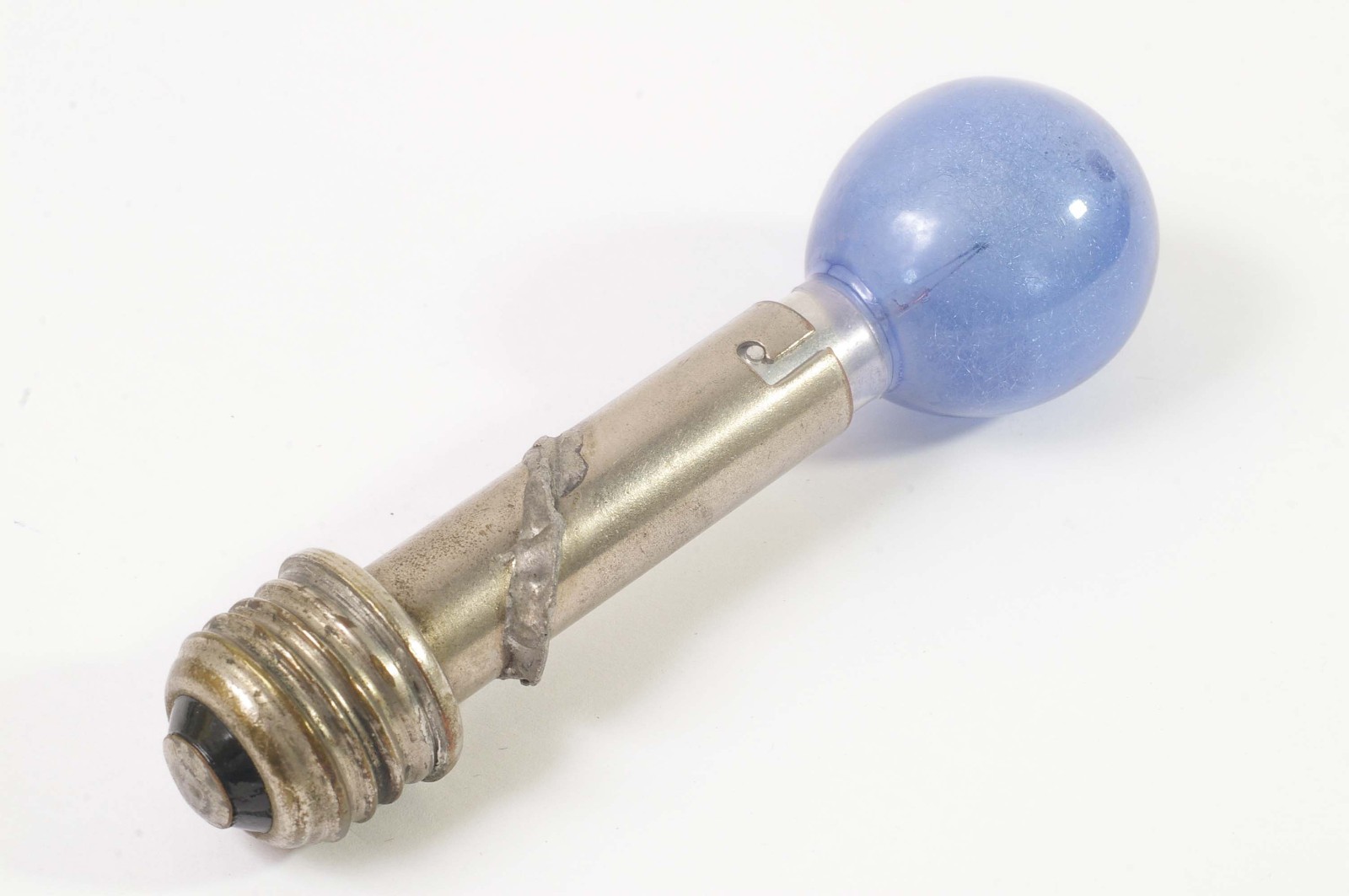 C13334~ PRESS FLASH BULB ADAPTER – Bayonet Bulb To Screw Base
