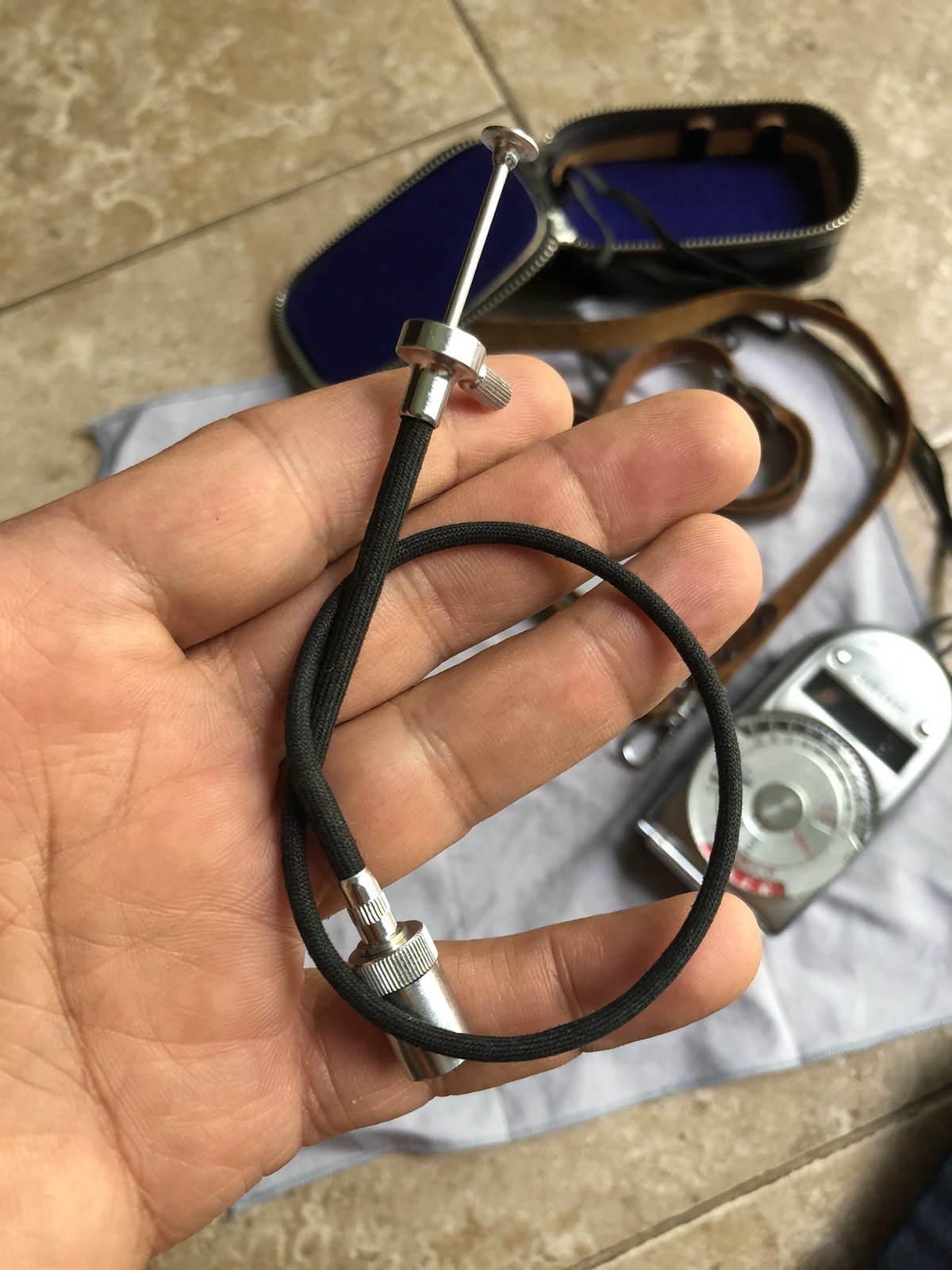 Leica Shutter Release Cable , Sekonic Auto Leader Light meter,strap For Leica