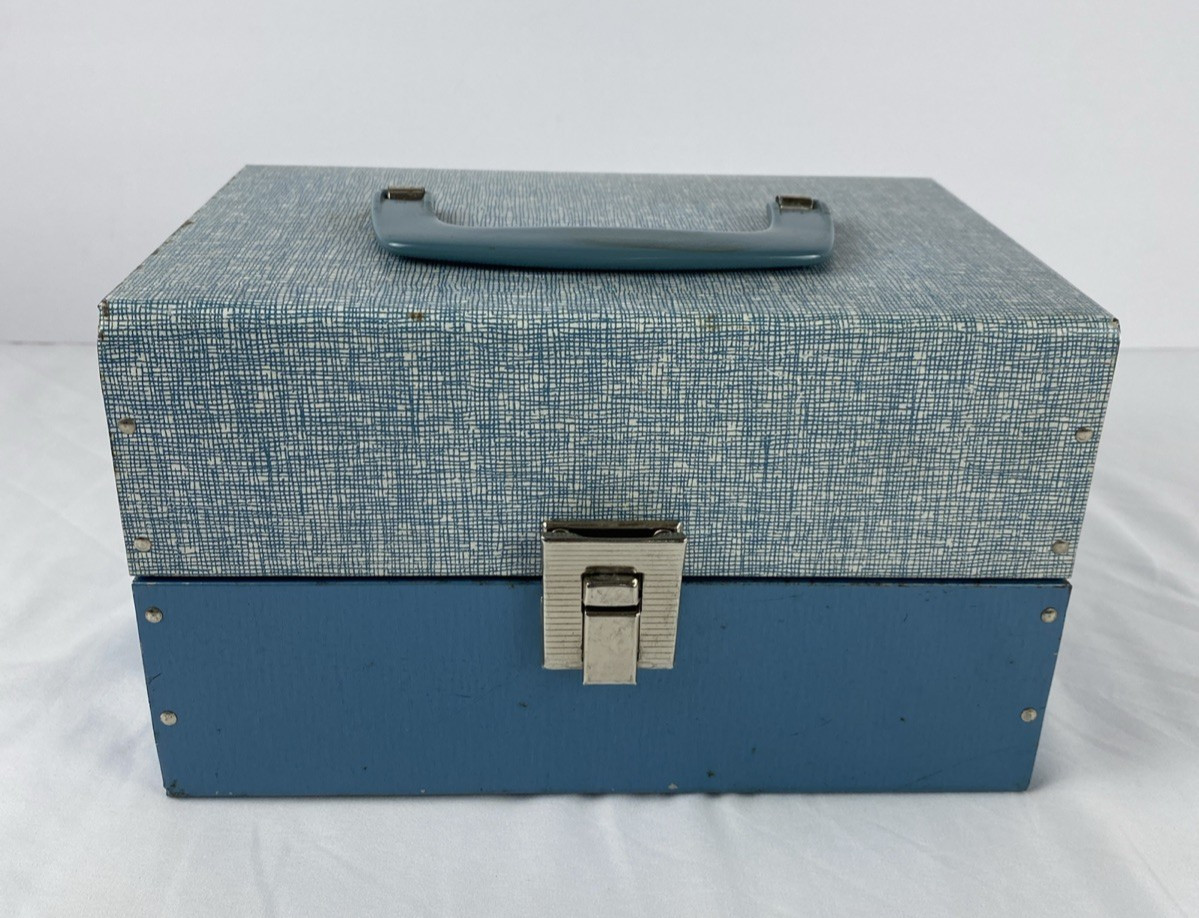 Bruce 5″ Reel 8mm Film Storage Case 12 Slot + 8 Full Reels w/Canisters Harwood