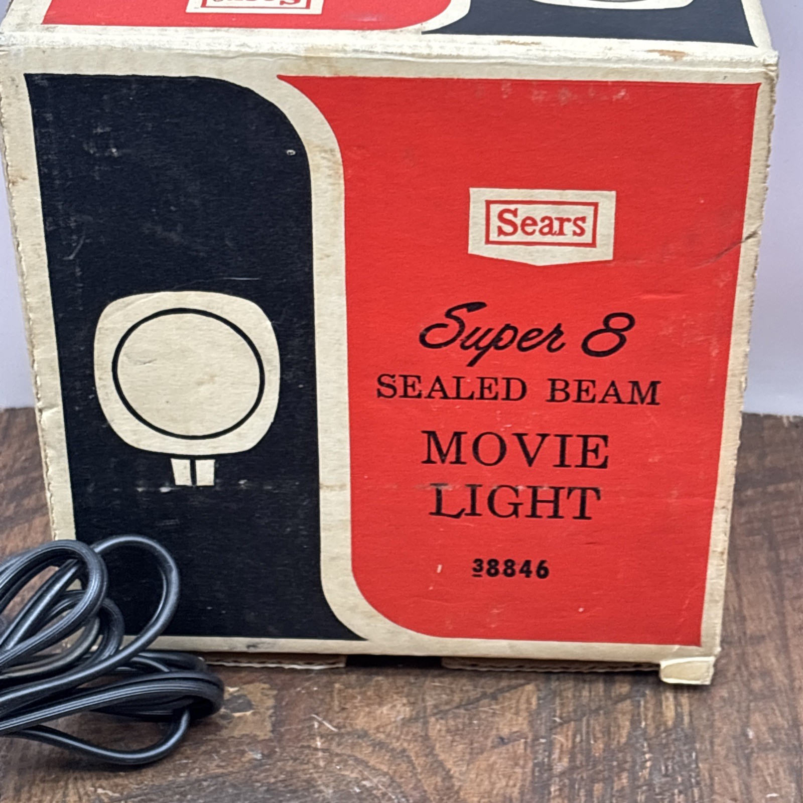 Sears Super 8 Sealed Beam Movie Light Model 8846