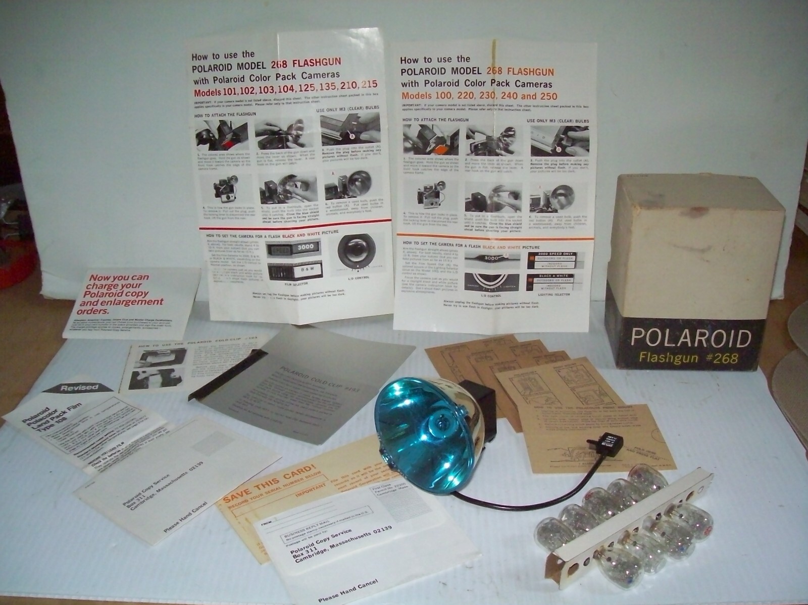 Vintage Polaroid Camera Flashgun # 268 w/Literature, Manual Bulbs & More