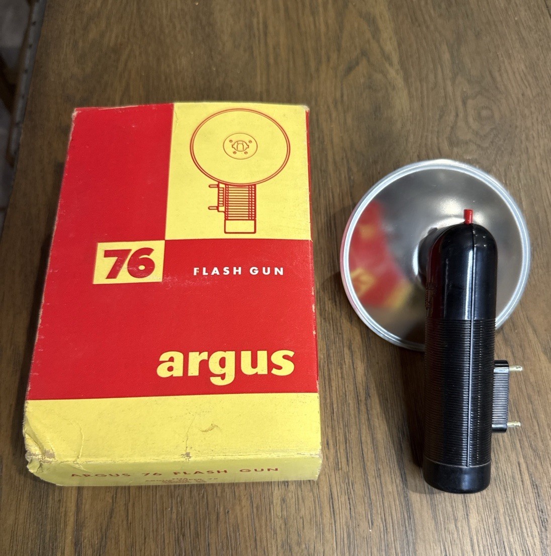 Vintage Argus 76 Flash Gun w/ Original Box Camera Photography Accessory