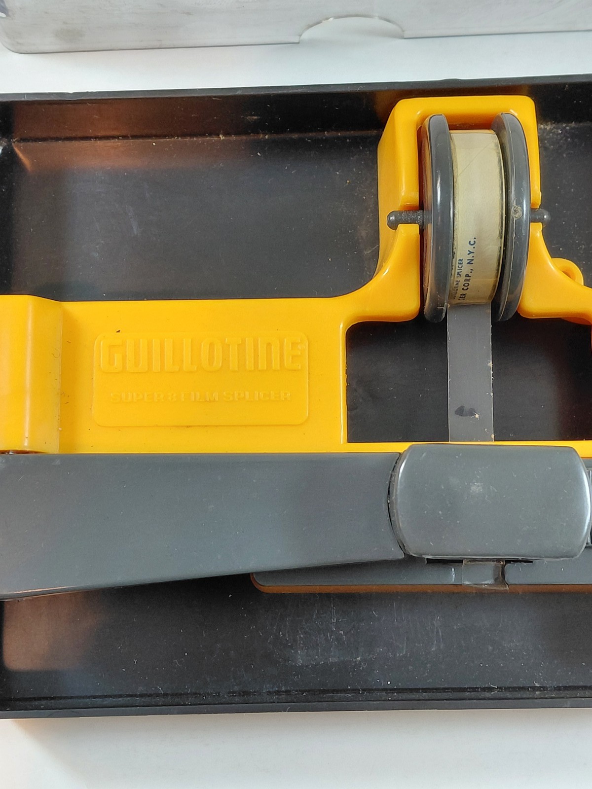 Vintage Guillotine Super 8 Film Splicer with Splices – Made in Italy