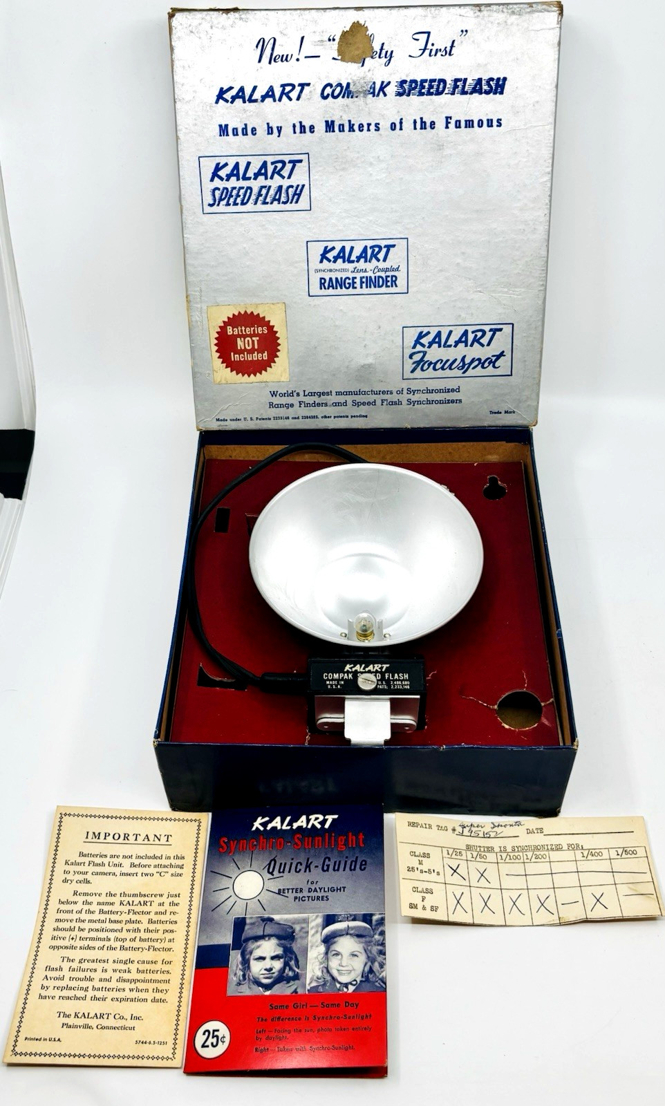 KALART COMPAK SPEED FLASH in Box with CABLE BULB INSERTS SUNLIGHT GUIDE VINTAGE