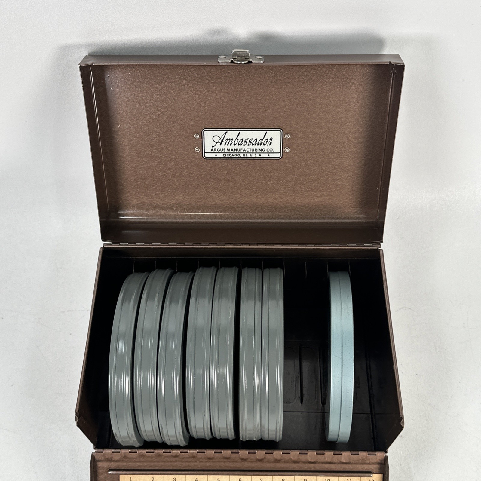 Vintage Ambassador Argus Case With Film Reels And Tin Cases Great Shape! Nice!