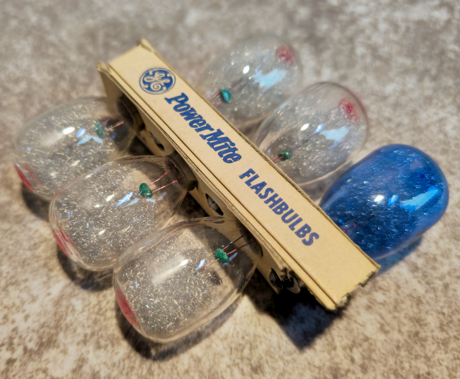 Vintage Lot of 6 Flash Bulbs for Camera Clear Blue GE Sylvania